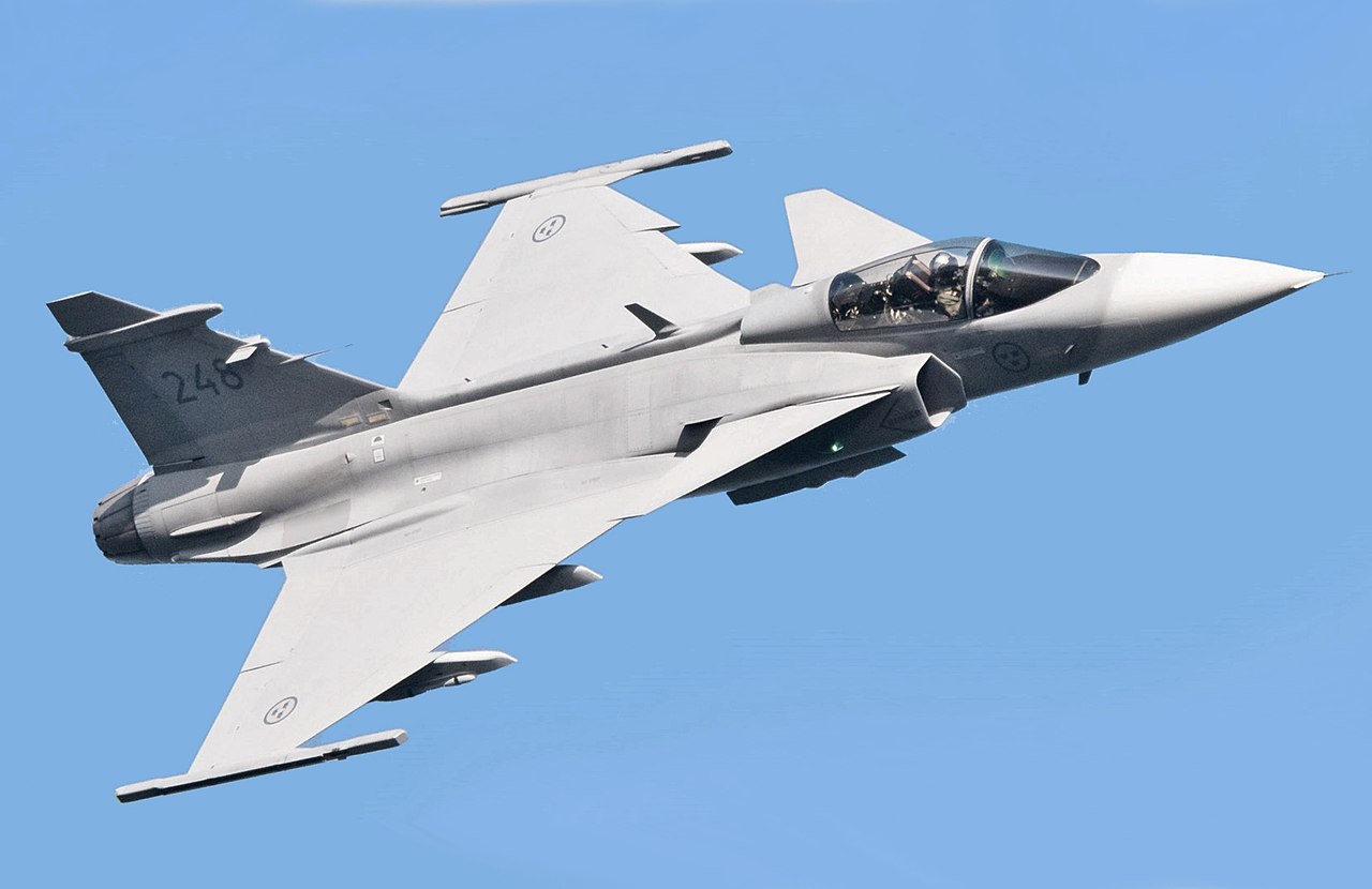 Винищувач JAS 39 Gripen