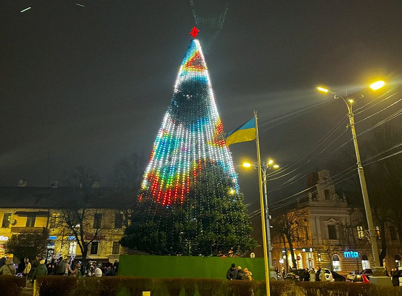 Ялинка в Чернівцях