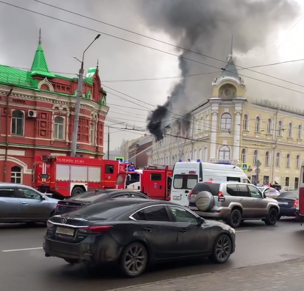 У російській Тулі горить військовий госпіталь (відео)