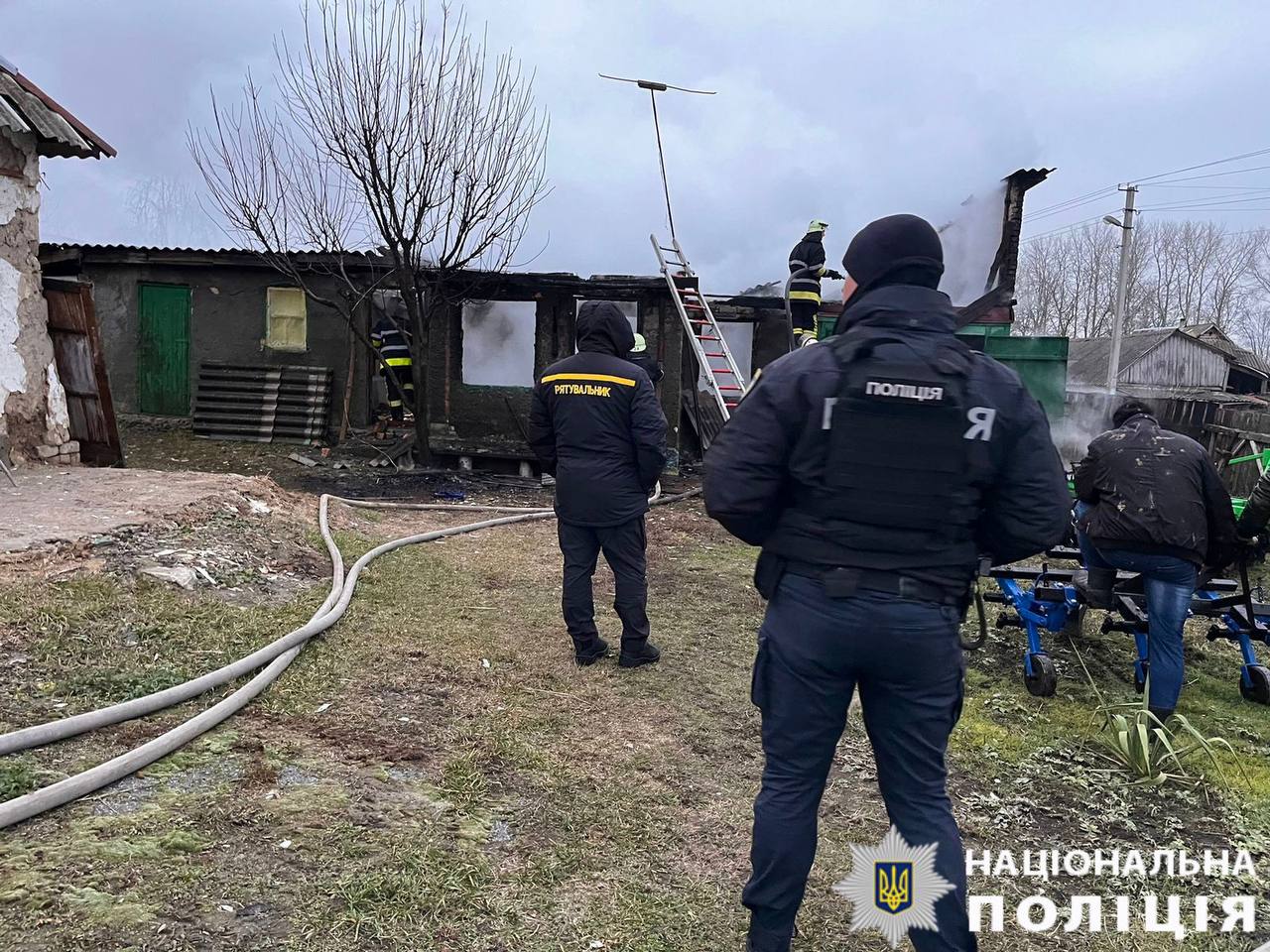 На Київщині у власному будинку заживо згорів чоловік (фото)