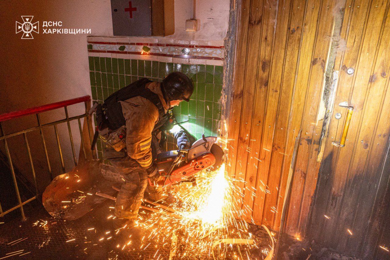 У Харкові й Одесі спалахнули пожежі після атак дронів (фото, відео)