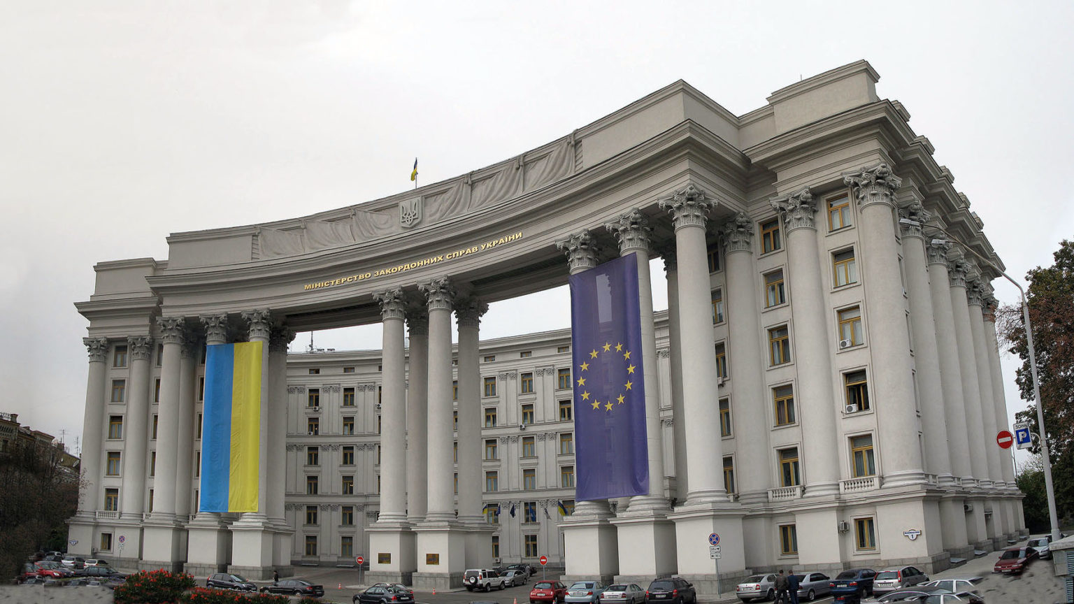 У МЗС різко відреагували на звинувачення Угорщини в дискредитаційній кампанії