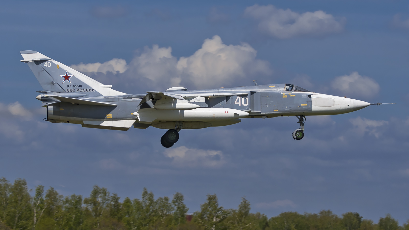 Російський літак Су-24МР порушив повітряний простір Польщі