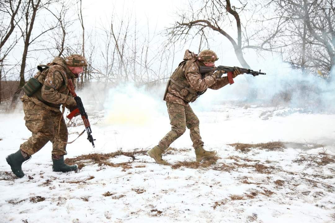 Як можлива зупинка допомоги США вплине на фронт: оцінка ISW