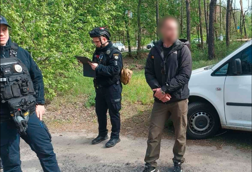У Харкові чоловік із ножем напав на працівників ТЦК: відкрито кримінальне провадження