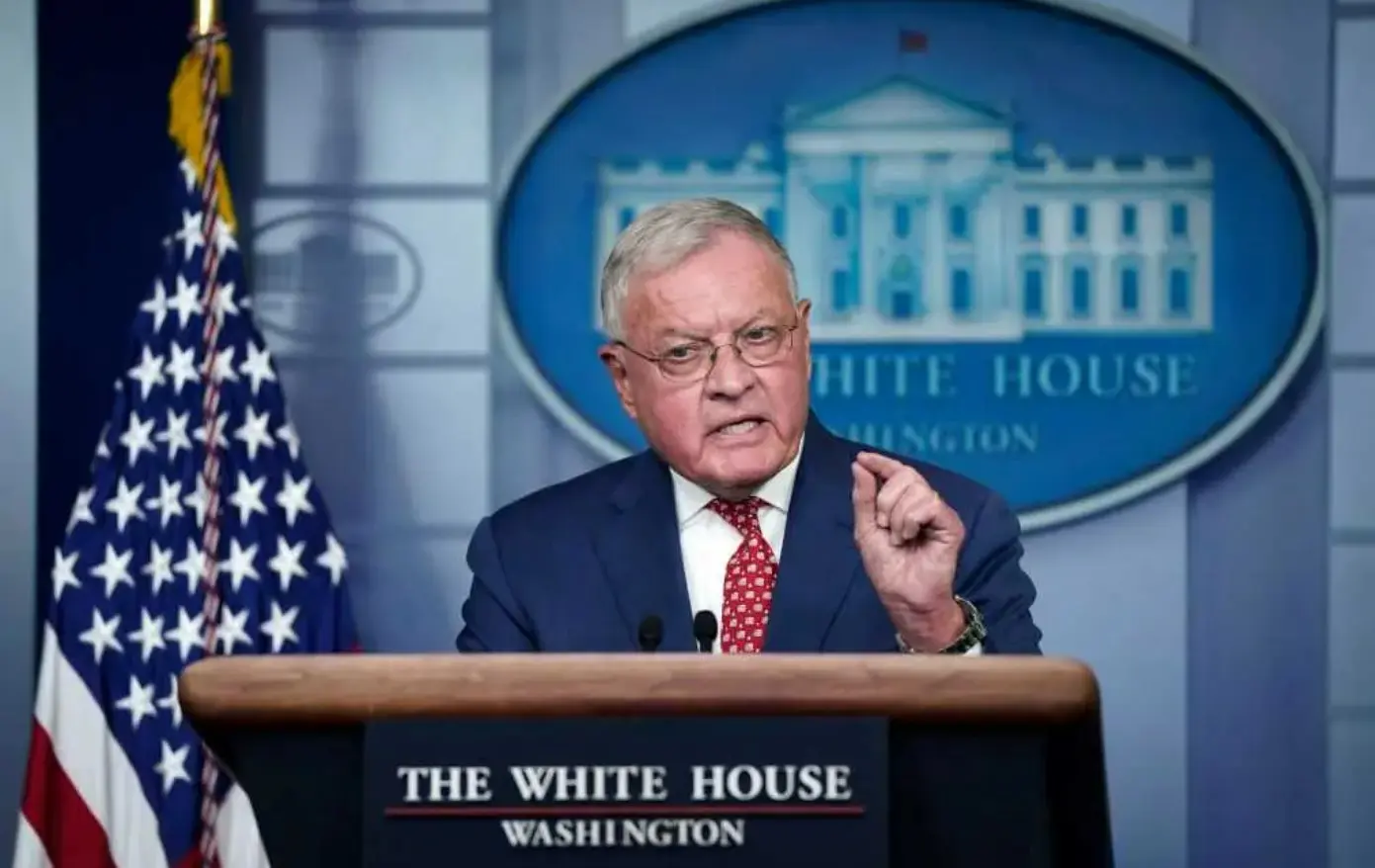 Абсурдна ідея: у Трампа різко відреагували на заяву Путіна про перемир'я 9 травня