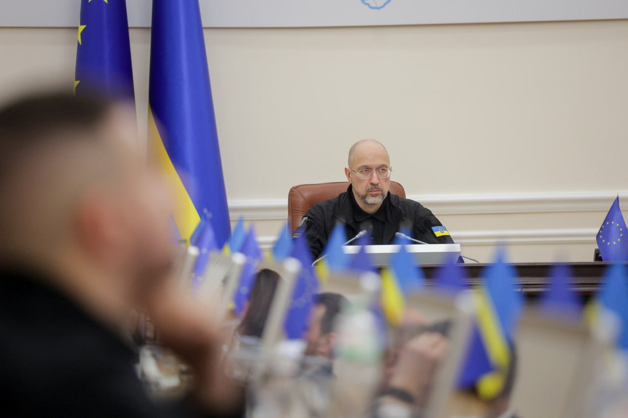 Кабмін пізно ввечері ухвалив рішення, необхідні для угоди зі США, — Шмигаль