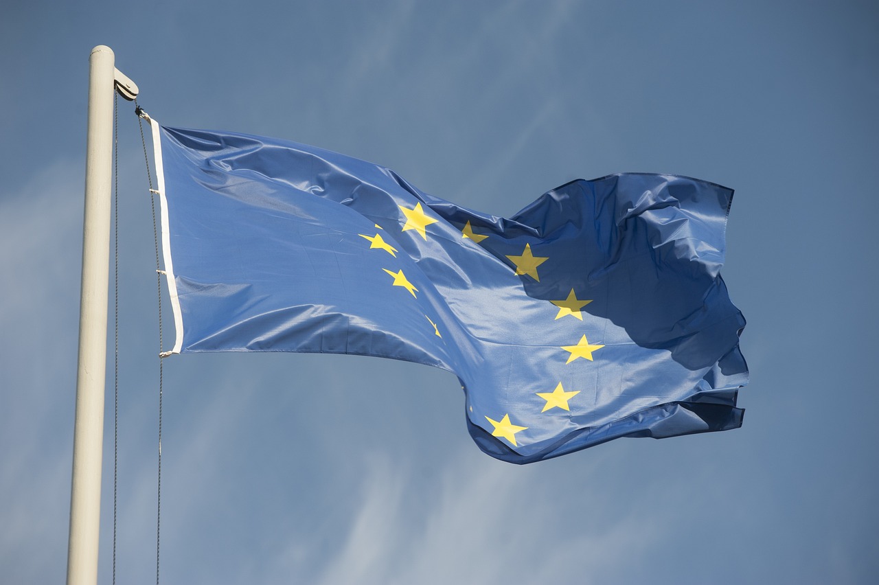 Євросоюз може відключити 20 російських банків від платіжної системи SWIFT, — Bloomberg