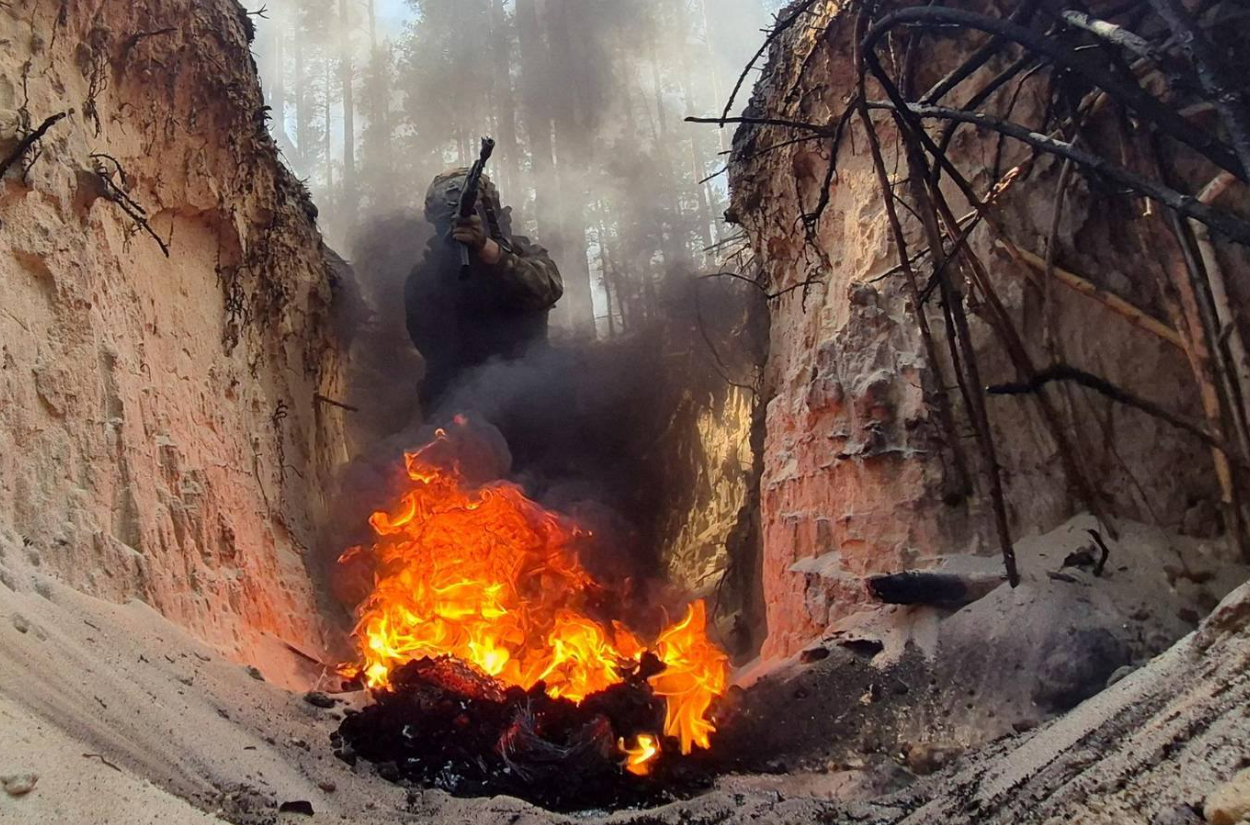 Протягом п'ятниці росіяни понад 4200 разів обстріляли позиції ЗСУ, — Генштаб