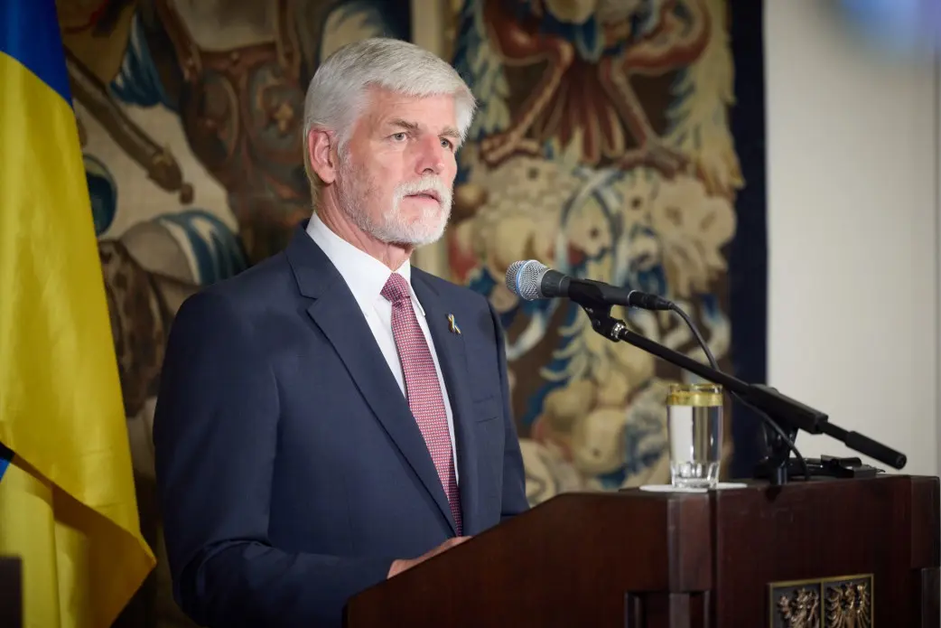 Президент Чехії повідомив, чи відправить його держава військових до України