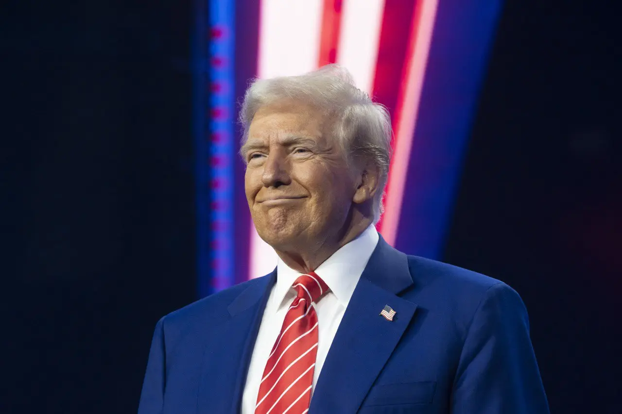 Трамп розповів, як просуваються перемовини щодо завершення війни в Україні