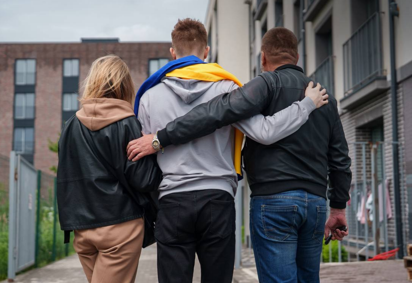 Серед врятованих — дівчинка захисників Маріуполя: з окупації додому повернулось ще 11 українських дітей