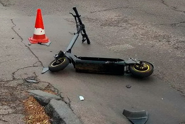 У Чернівцях водійка Toyota збила неповнолітню на пішохідному переході