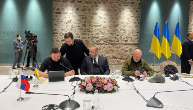 Перемир'я з Росією: у NYT розповіли, які пропозиції Київ надіслав Москві