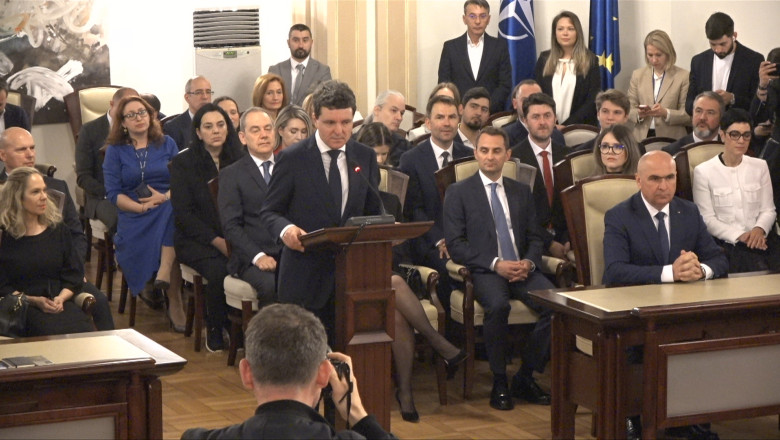 У Румунії кандидат в президенти вимагав скасувати результати виборів: що вирішив суд