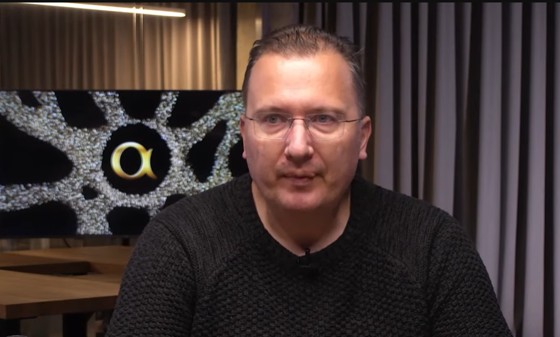 Євро подорожчало відносно долара: економіст пояснив, з чим пов'язані курсові гойдалки 