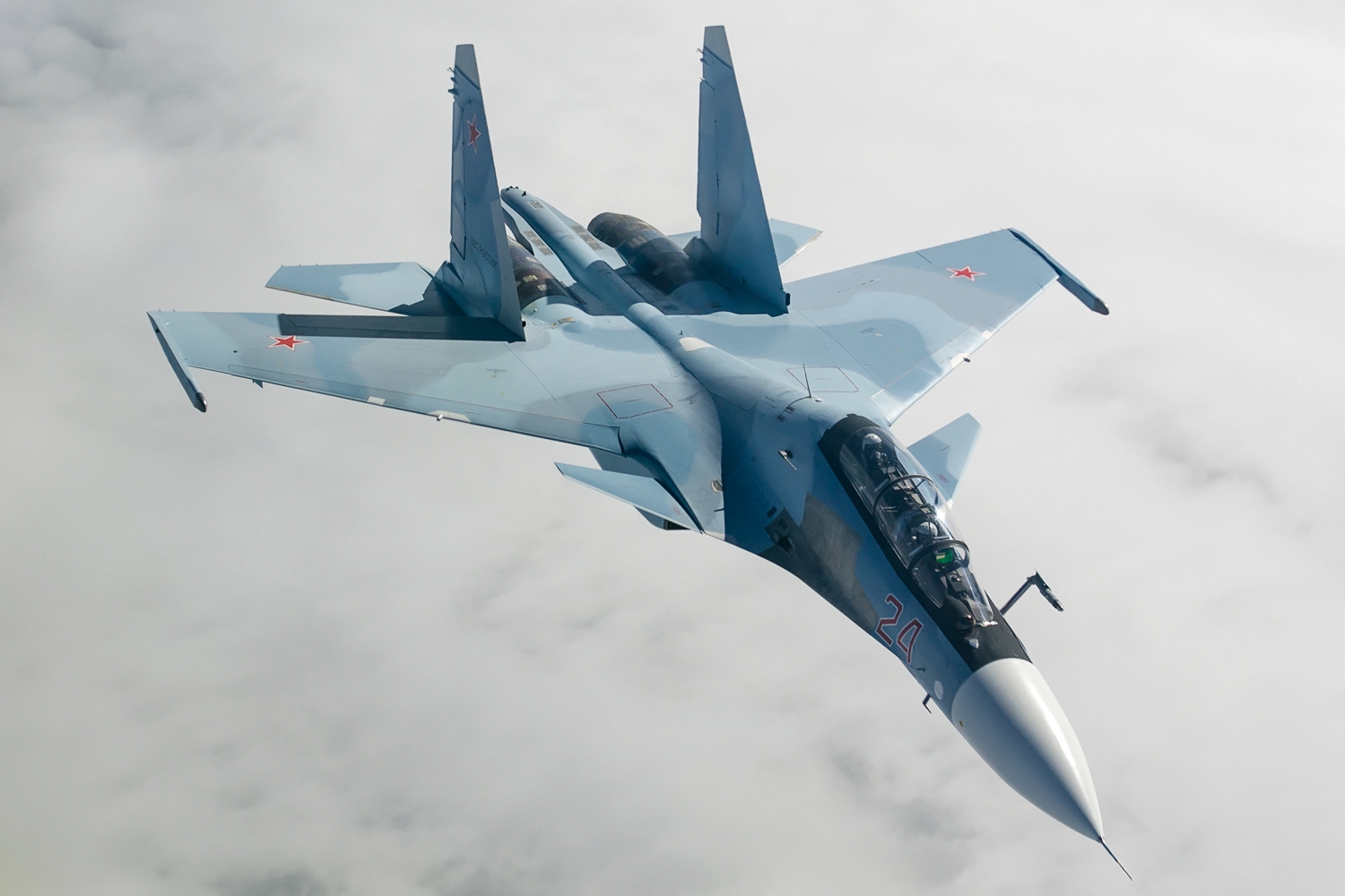 Вперше у світі: воїни ГУР за допомогою дрона Magura збили російський винищувач Су-30 (відео)