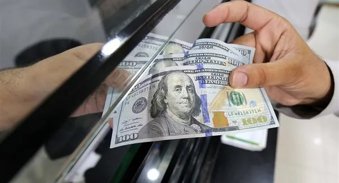 Стрибки продовжуються: який курс долара Нацбанк встановив 16 травня
