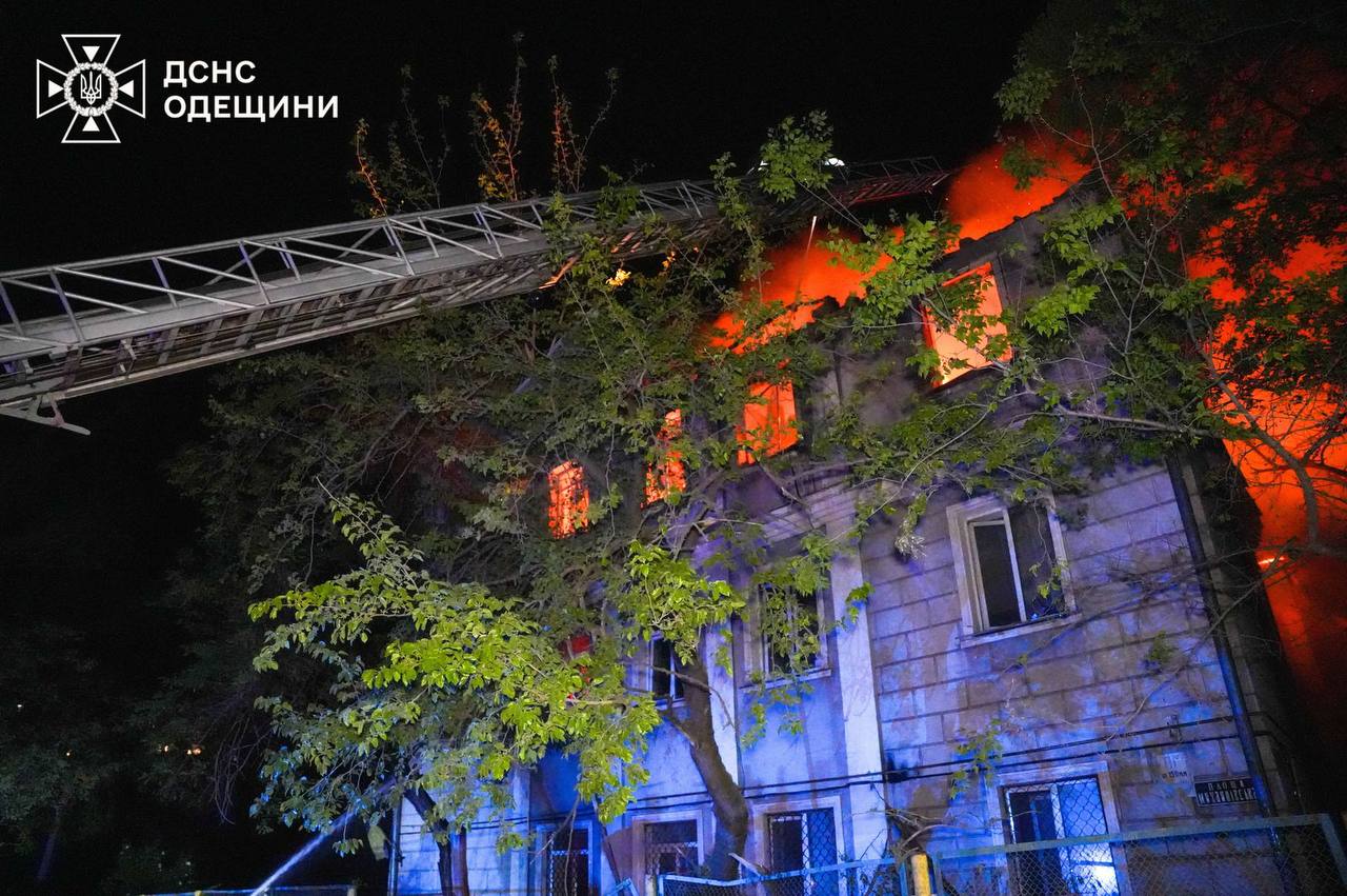 Загинув у власному будинку: росіяни під час нічного обстрілу Одеси вбили працівника Укрзалізниці
