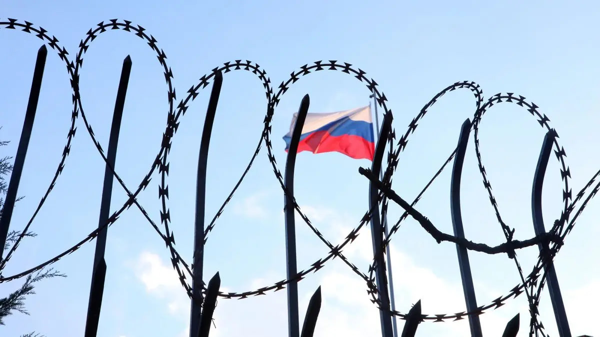 Словаччина та Угорщина підтримали 17-й пакет санкцій проти РФ: у ЗМІ назвали причину такого рішення