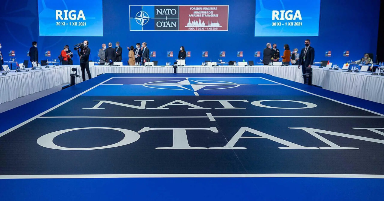 Загроза з боку Путіна турбує НАТО значно сильніше, ніж здається, — Bloomberg