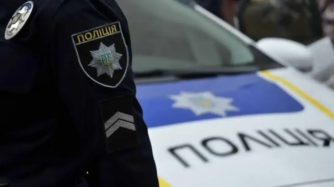 На Харківщині на дитячому майданчику 42-річна жінка побила двох підлітків