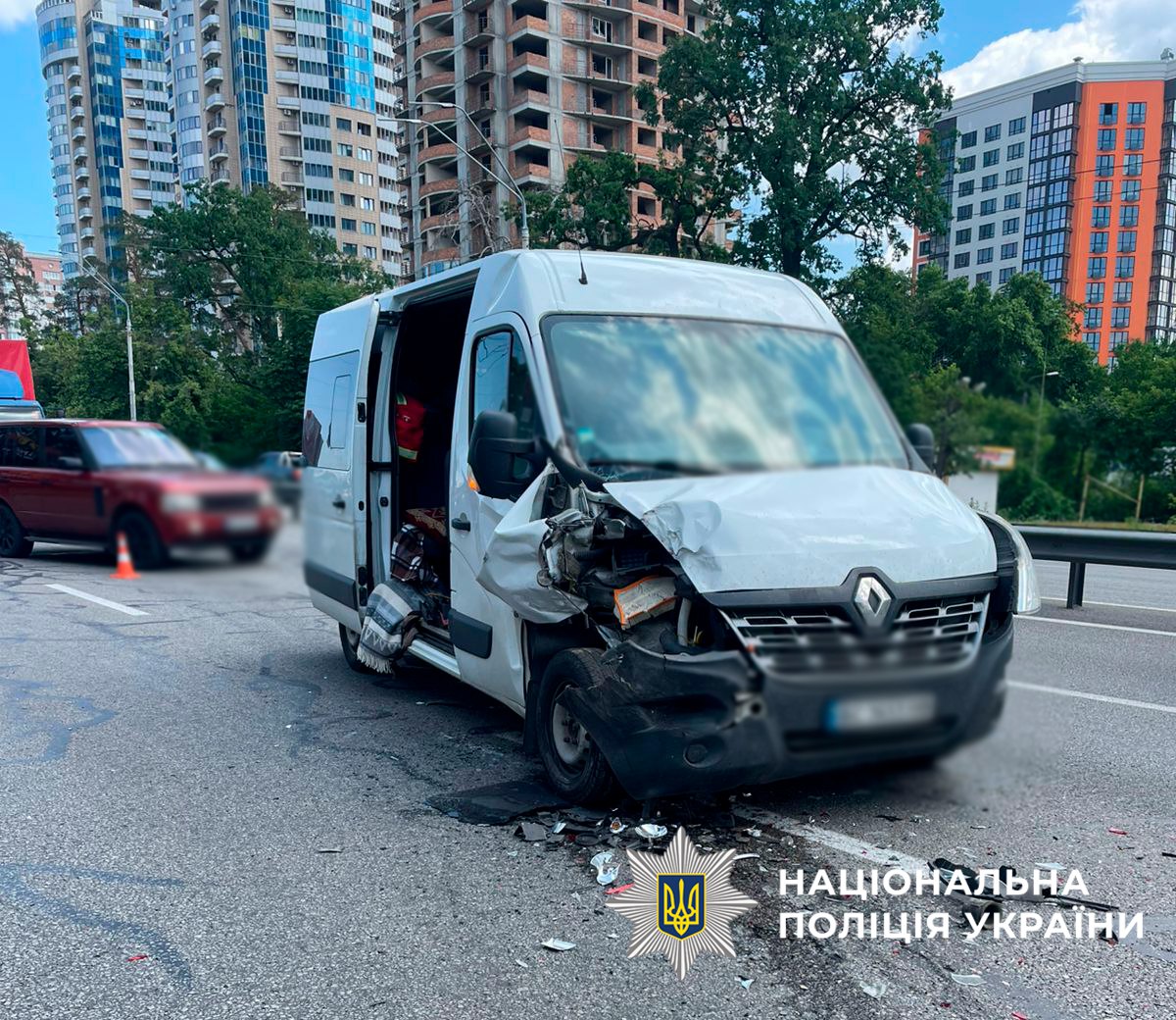 У Києві сталася масштабна ДТП: постраждало четверо дітей (фото)