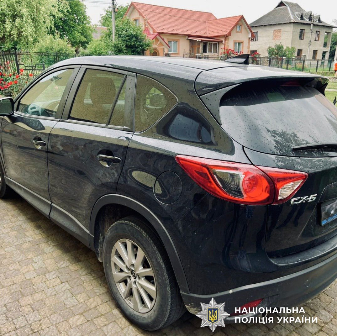 На Прикарпатті чоловік збив жінку й втік: його вдалось розшукати за годину