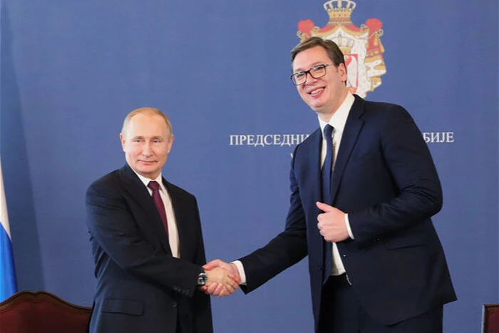 Росія знову звинуватила Сербію в постачанні зброї Україні