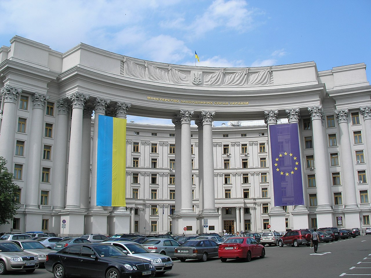 У МЗС України відреагували на удар Ізраїлю по Ірану