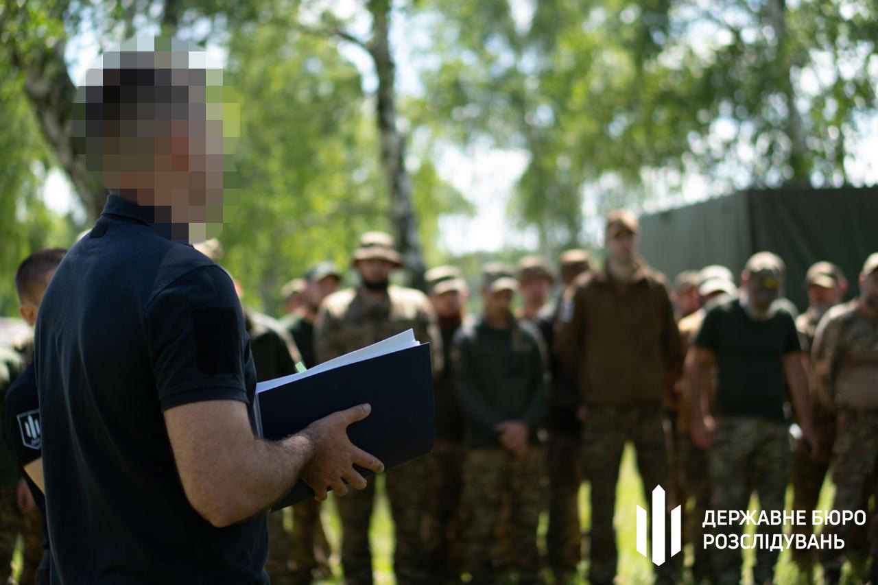 Невиконання бойового наказу: ДБР розслідує дії чотирьох військовослужбовців