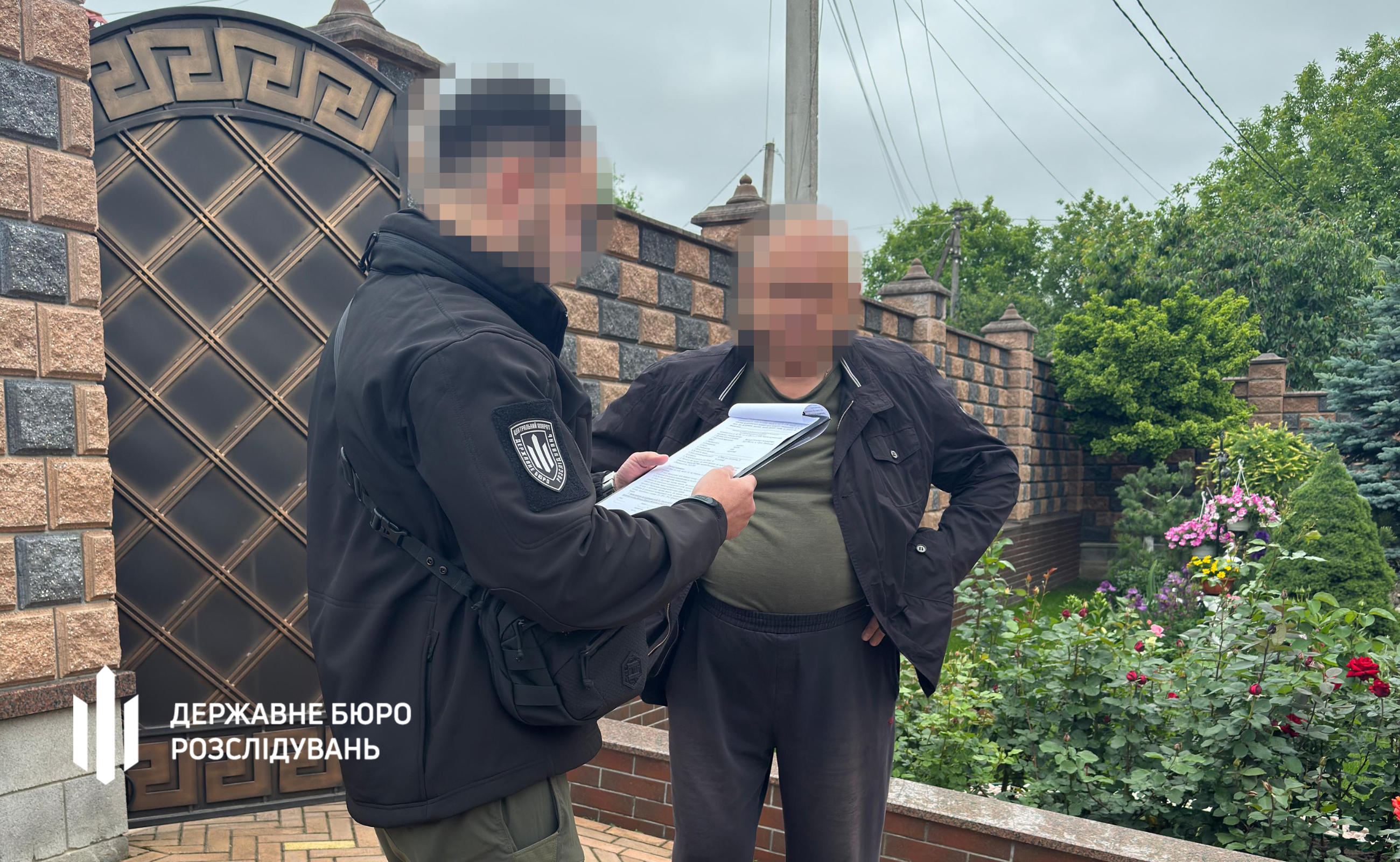 Авто за 4,7 млн грн та понад 400 тис. євро готівки: екс-керівника філії Лісів України підозрюють у незаконному збагаченні