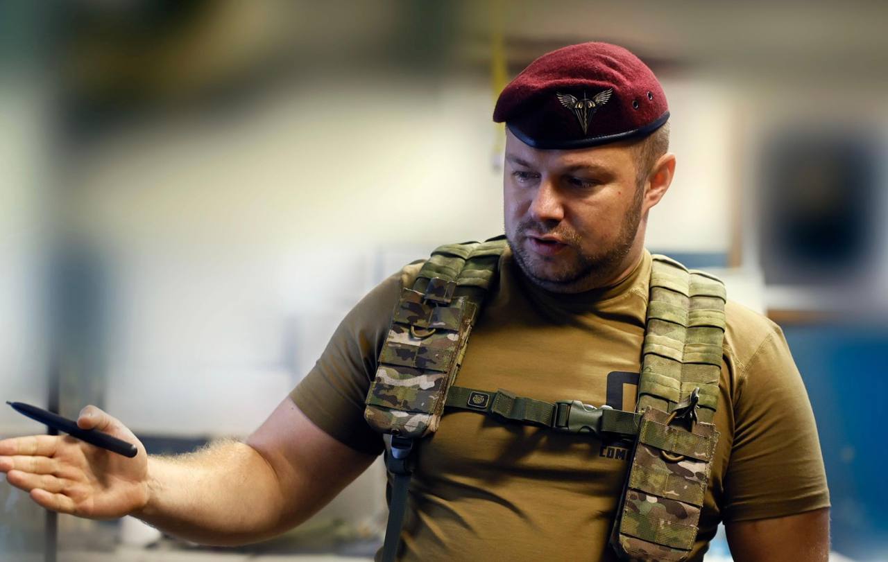 Зеленський призначив українським десантникам нового командувача: що про нього відомо