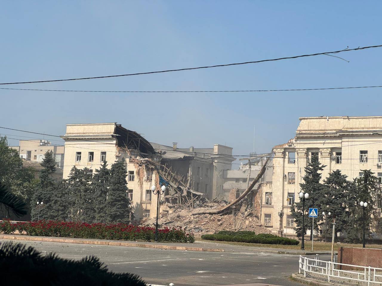 Абсолютно хворі істоти: Зеленський відреагував на удар окупантів по Херсонській ОДА