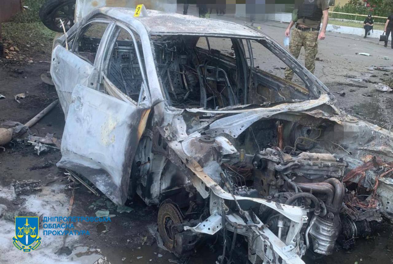 Підірвали автівку з прокурором: у Дніпрі затримали двох чоловіків, які діяли за вказівкою російських спецслужб (фото)