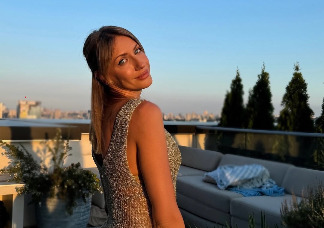 Леся Нікітюк вперше стала матірʼю й показала фото сина з чоловіком
