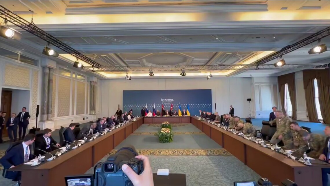 У Стамбулі розпочалася зустріч делегацій України та Росії (відео)