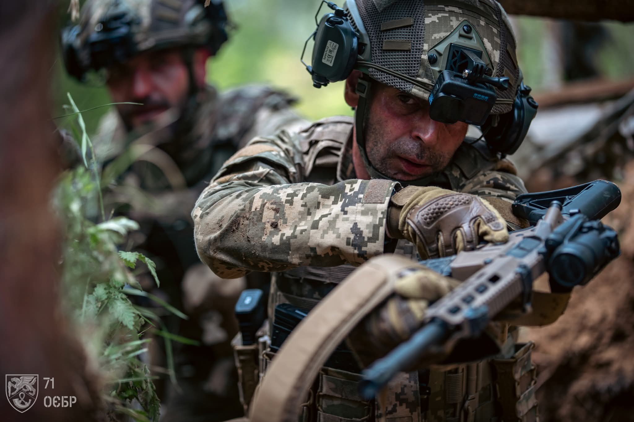 На Покровському напрямку українські воїни відбили майже 60 штурмів за добу