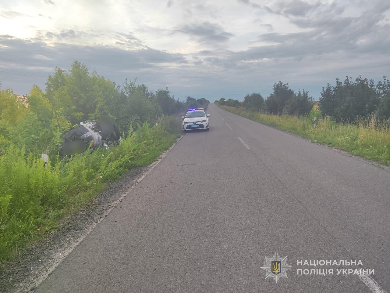 Моторошна ДТП на Волині: водій збив школярку, яка каталася на роликах (фото)