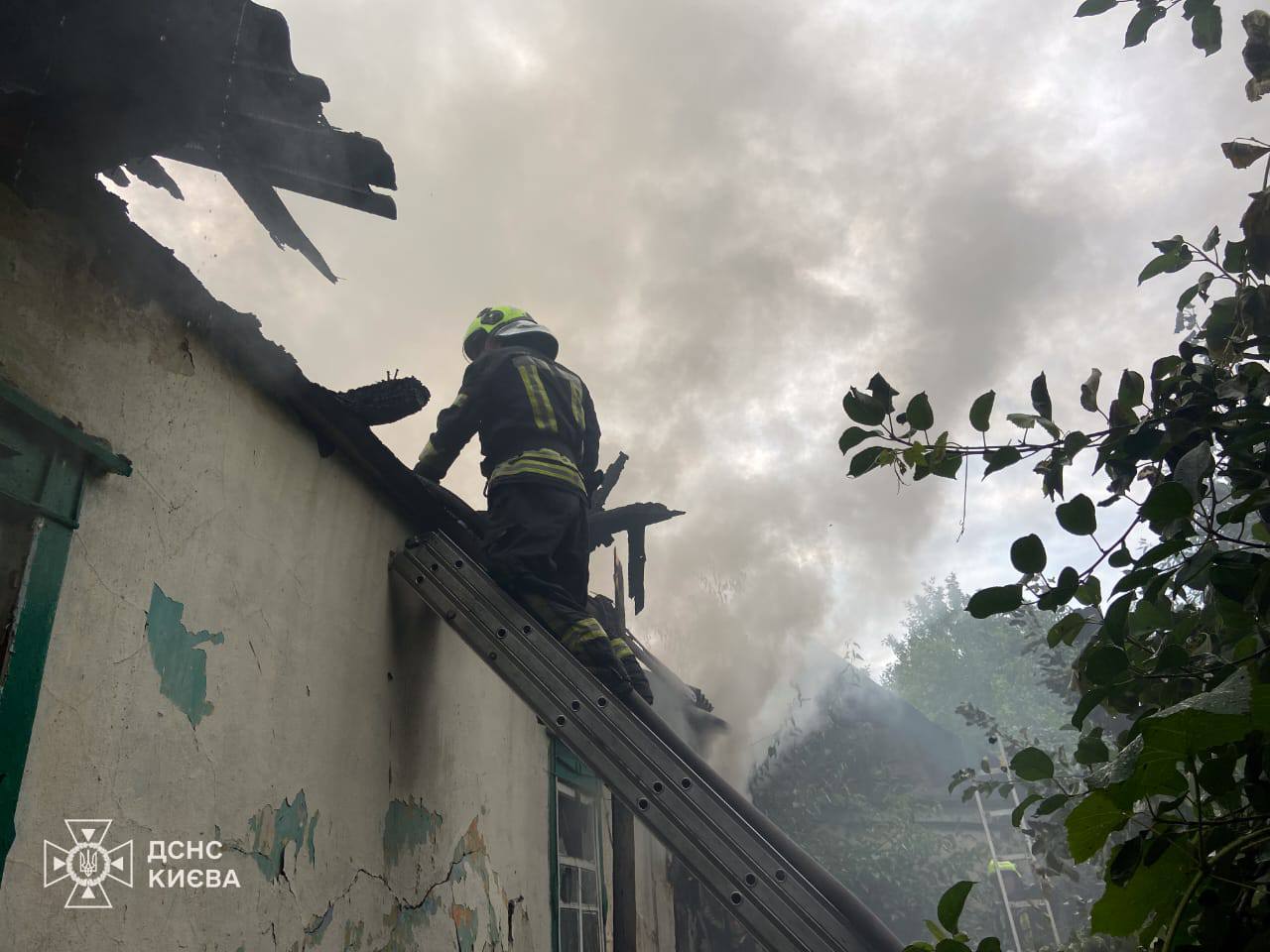 У Києві внаслідок пожежі загинуло двоє людей (фото)