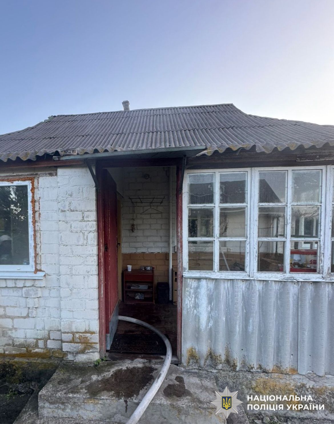 Трагедія на Київщині: у вогні загинув 89-річний пенсіонер — фото з місця події