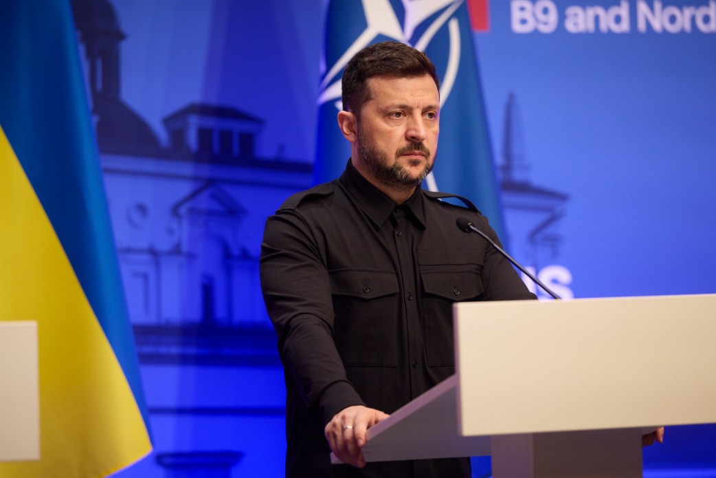 Продовжимо цей тиск: Зеленський відреагував на новий пакет санкцій проти Росії