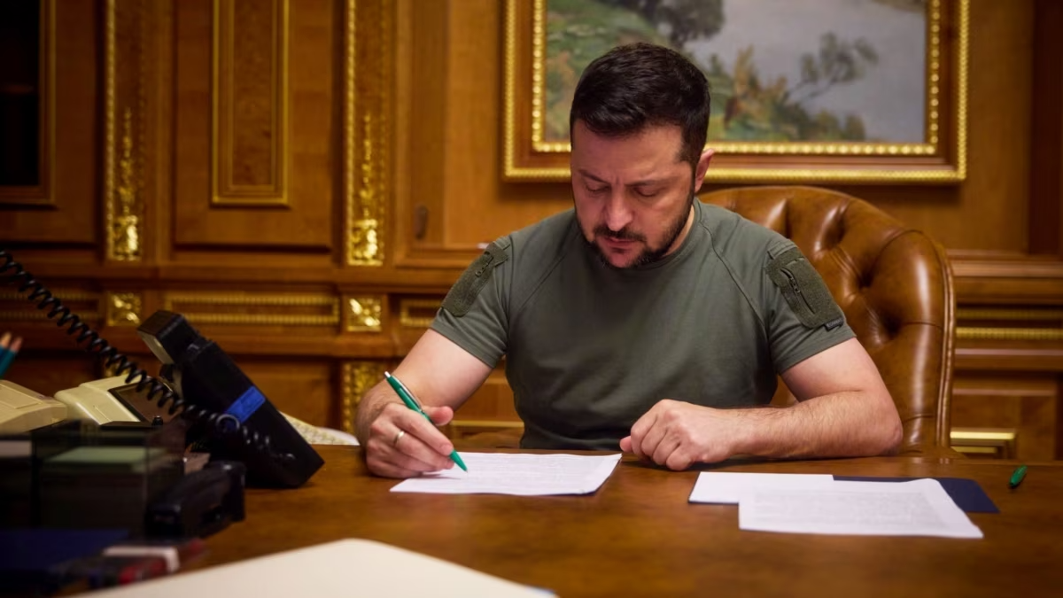 Зеленський подав до Ради новий законопроект про НАБУ та САП