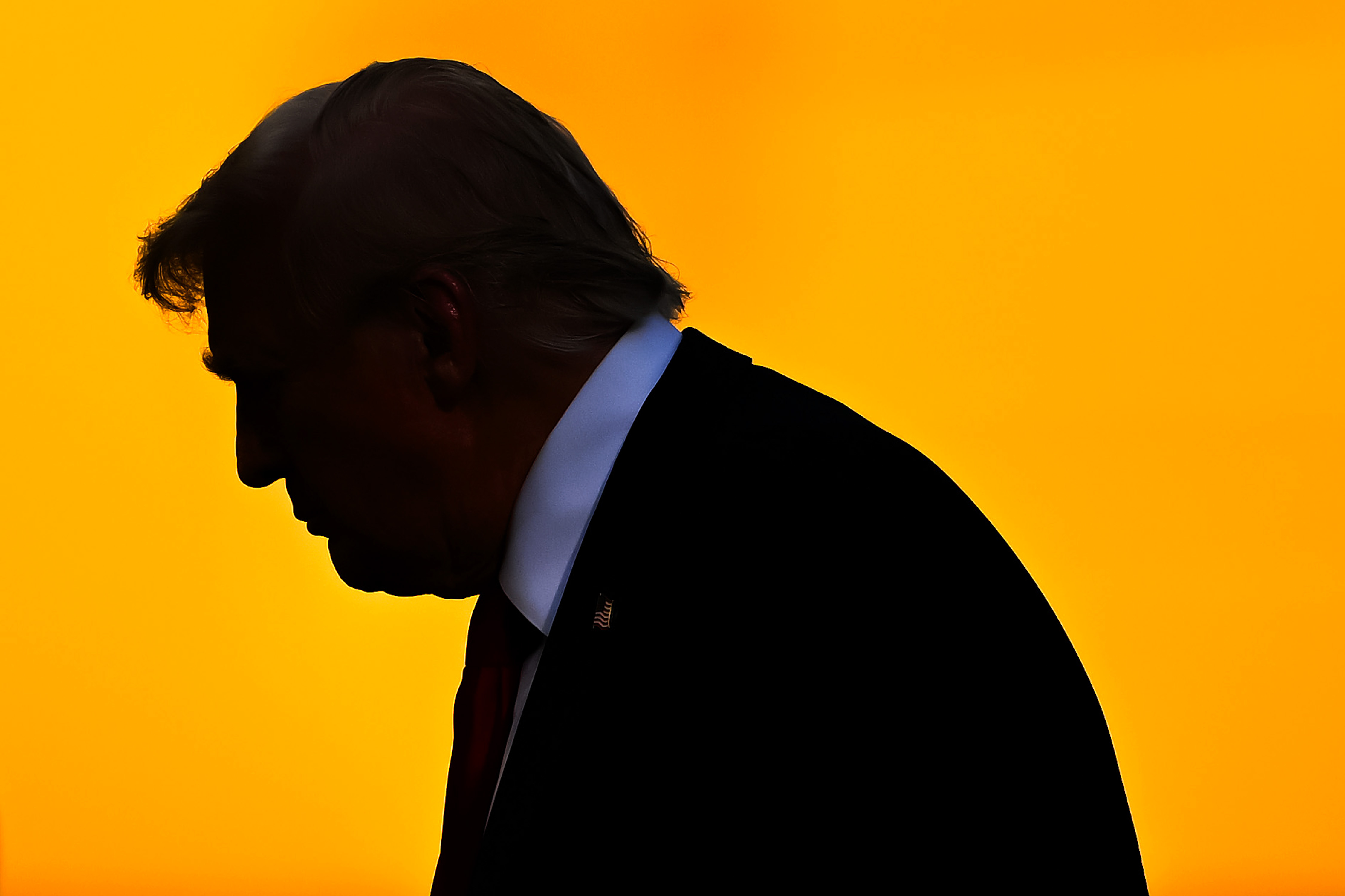 Зброя, санкції, ППО, але не завтра. Як Трамп одночасно викликав ейфорію й розчарування