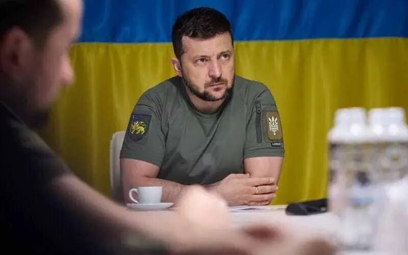 Ситуація на фронті та надходження допомоги: Зеленський провів засідання Ставки