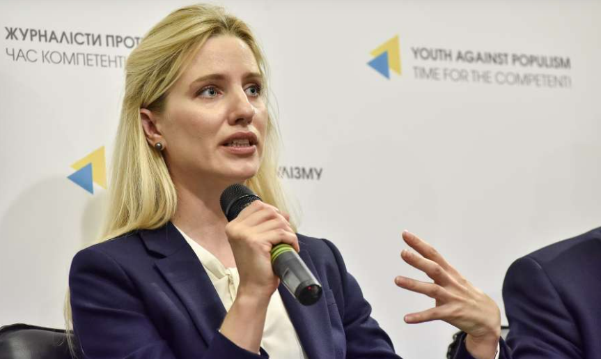 Зеленський призначив громадську активістку послом України у Швеції: що відомо про Світлану Заліщук