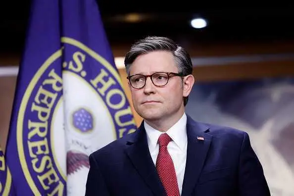 Стефанчук запросив до Києва спікера Палати представників США Джонсона