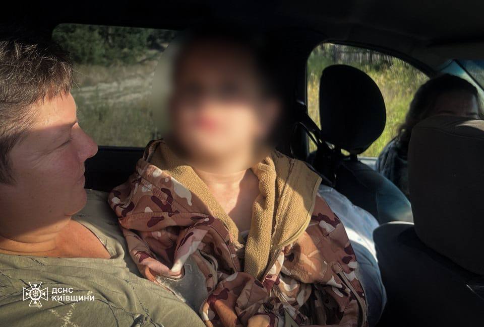 Пішов на прогулянку та не повернувся: на Київщині знайшли зниклого п'ятирічного хлопчика (фото)