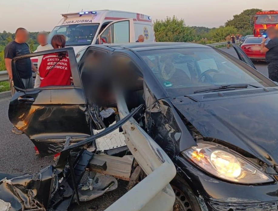 Підлітки потрапили у смертельну ДТП на Львівщині (фото)