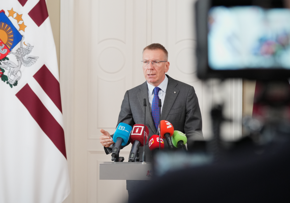 Президент Латвії готовий розглянути відправлення військ в Україну лише за однієї умови